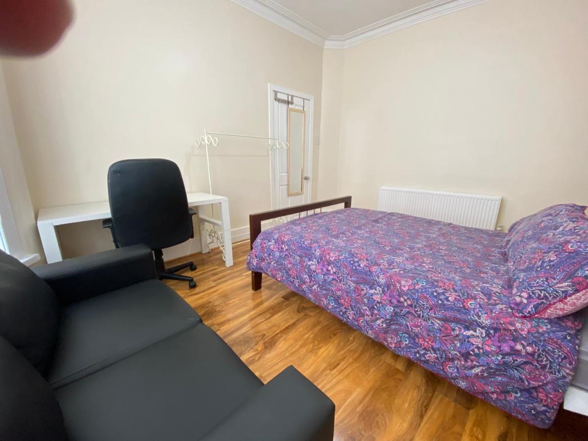 Entire 4 Bedroom House - Ev Point & Free Parking Liverpool Exterior photo