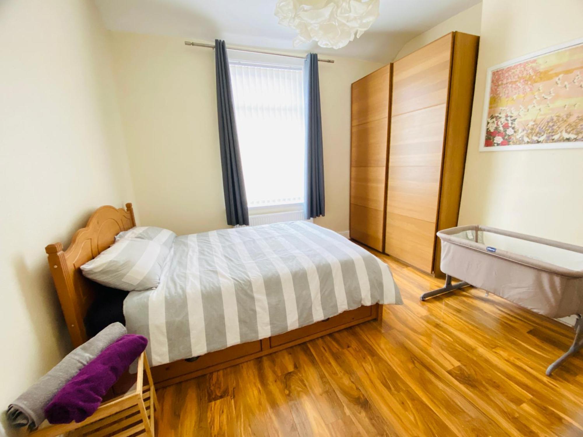 Entire 4 Bedroom House - Ev Point & Free Parking Liverpool Exterior photo